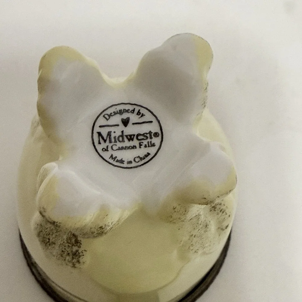 Vintage Midwest of Cannon Falls Cherub Grapes Porcelain Hinged Trinket Box 4